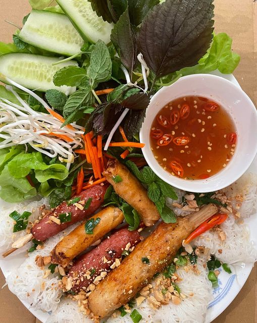 Bánh Hỏi Chả Tôm Đặc Biệt - Vietnamese dish by Gánh Hàng Tình Thương