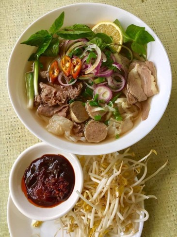 Phở Đặc Biệt - Vietnamese dish by Gánh Hàng Tình Thương
